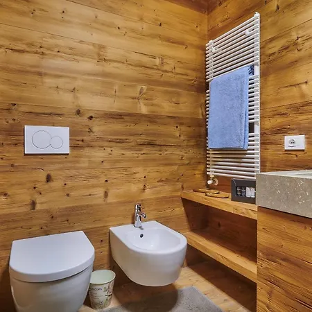 Apartman The Wooden House Cortina *